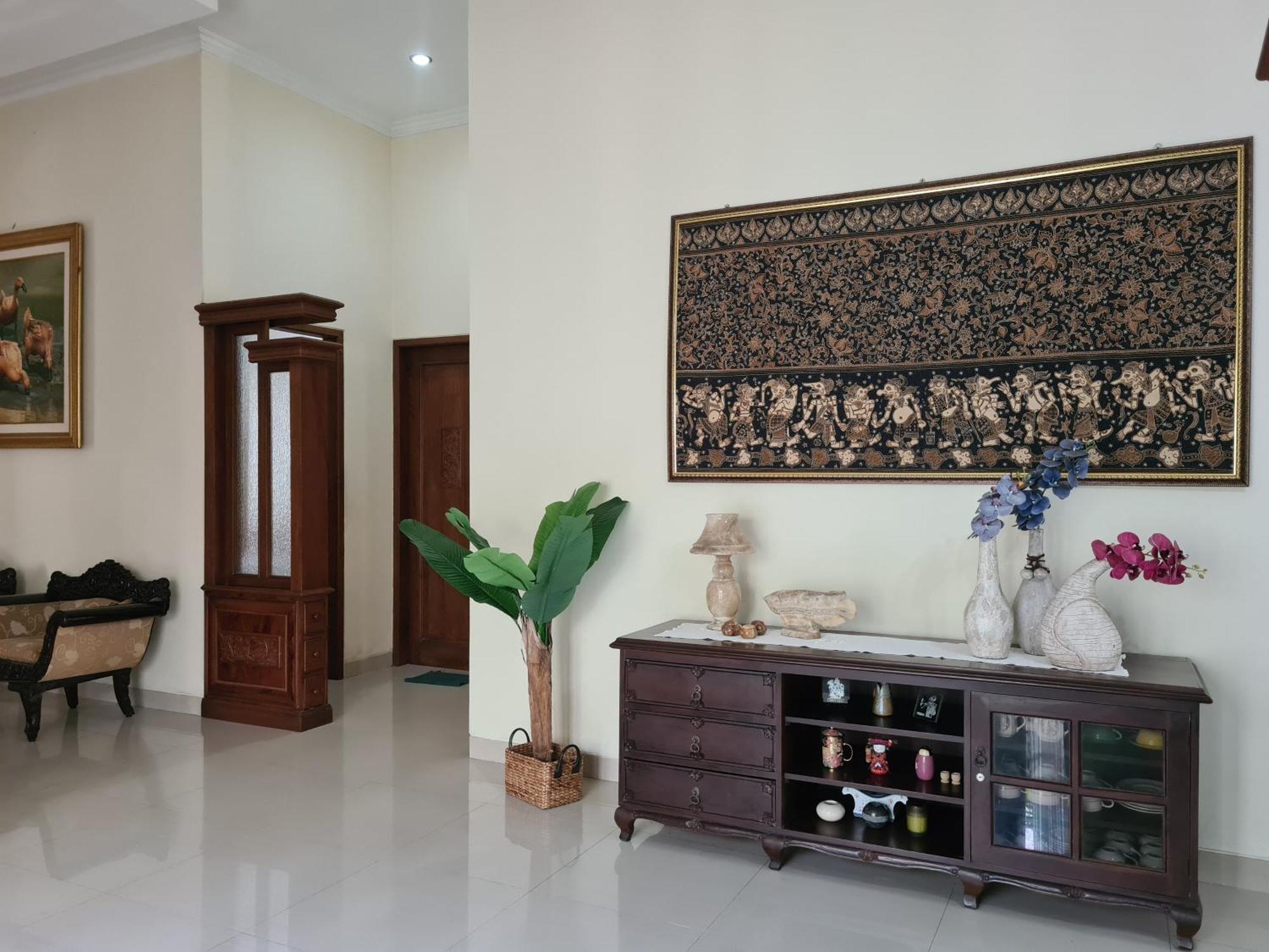 Ndalem Suryo Saptono Guest House Tugu Exteriér fotografie